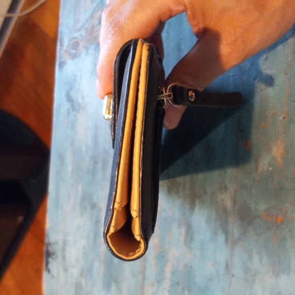 Kate Spade wallet - Picture 12 of 13